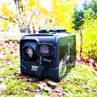 Visto da fronte con bosco in fondo e piante