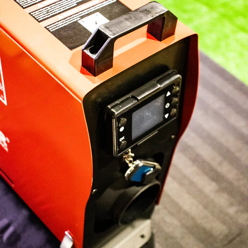 Riscaldatore a Gasolio per Van 12V visto da sopra e dello schermo