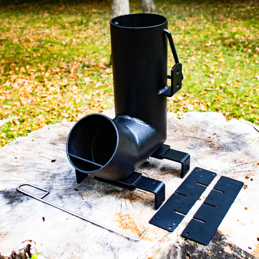 Vista larga con accessori del rocket stove