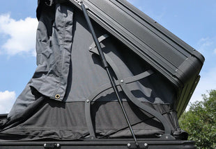 Apertura della tenda rigida 3 posti